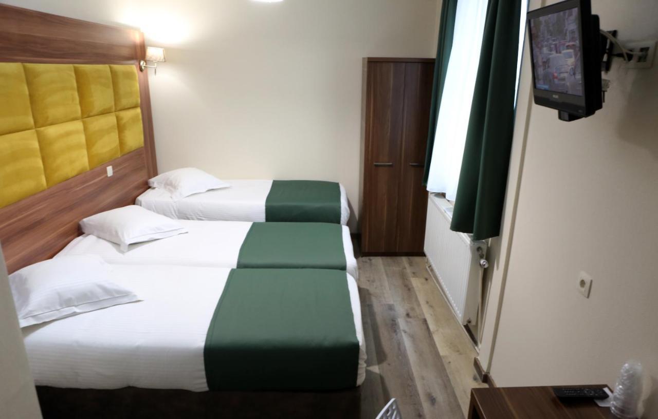 ซันโฮเต็ล Hotel Saint-Gilles ภายนอก รูปภาพ
