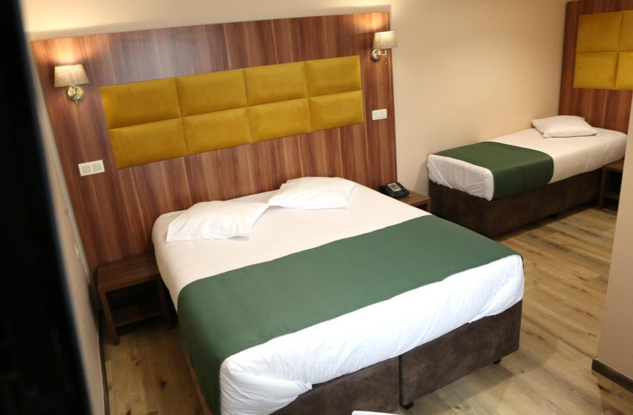 ซันโฮเต็ล Hotel Saint-Gilles ภายนอก รูปภาพ