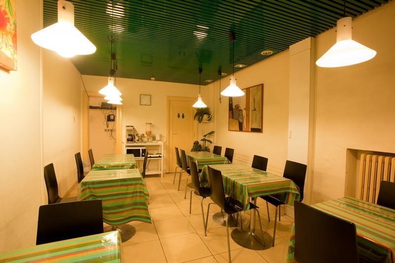 ซันโฮเต็ล Hotel Saint-Gilles ภายนอก รูปภาพ