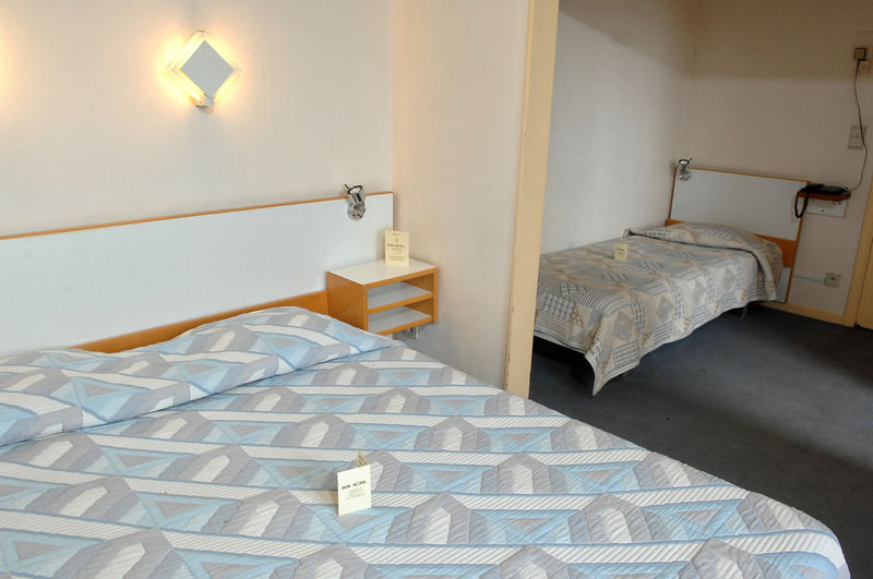 ซันโฮเต็ล Hotel Saint-Gilles ห้อง รูปภาพ