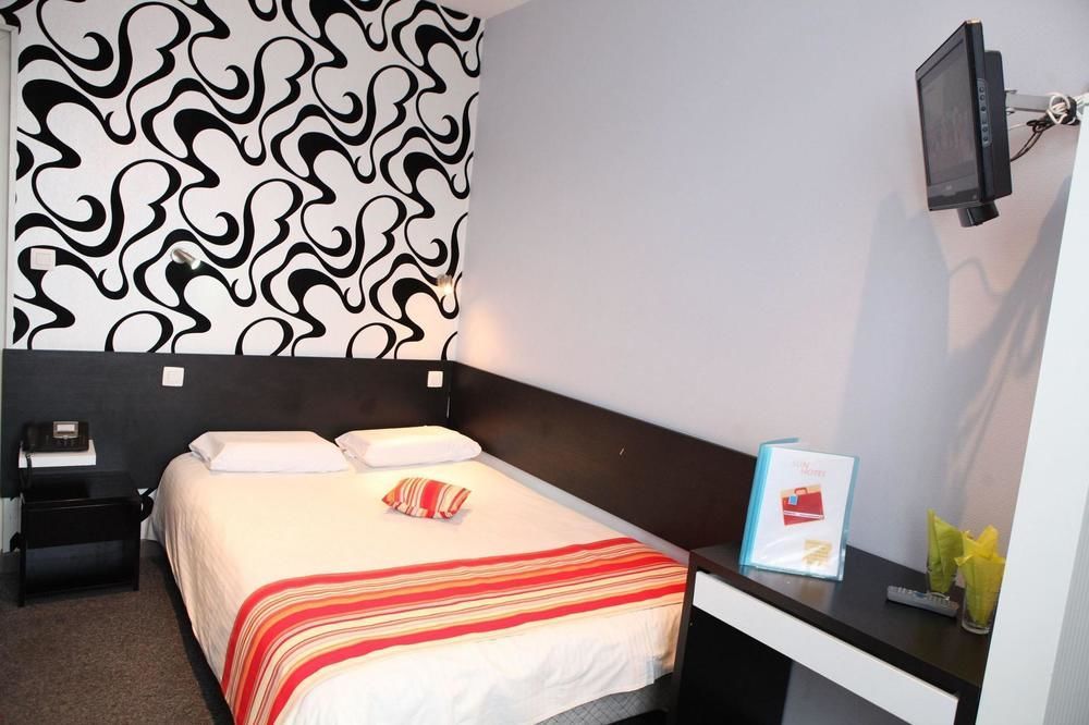 ซันโฮเต็ล Hotel Saint-Gilles ภายนอก รูปภาพ